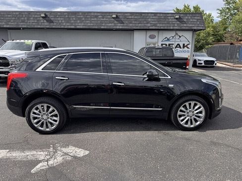 Used 2017 Cadillac XT5 Platinum w/ Driver Assist Package AWD/4WD image 8