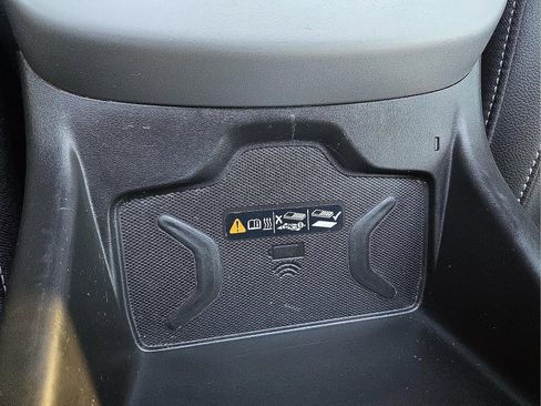 Used 2018 Chevrolet Colorado ZR2 image 21