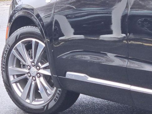 Used 2021 Cadillac XT6 Premium Luxury image 16