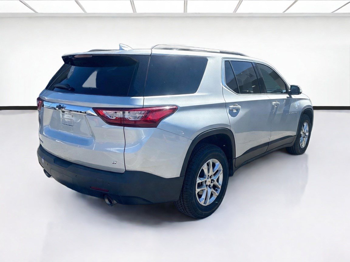 Used 2019 Chevrolet Traverse LT FWD image 4