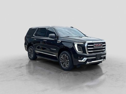 Used 2025 GMC Yukon Elevation w/ LPO, Floor Liner Package AWD/4WD image 8