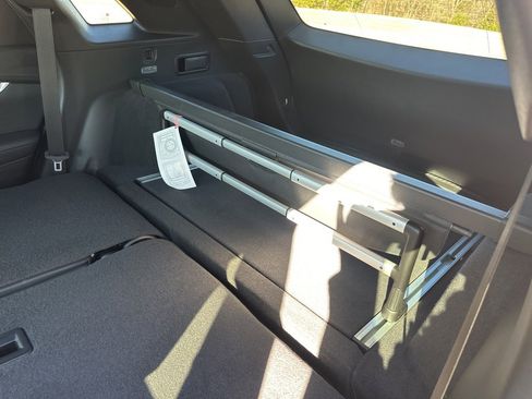 Certified 2025 Cadillac XT5 Sportv image 38