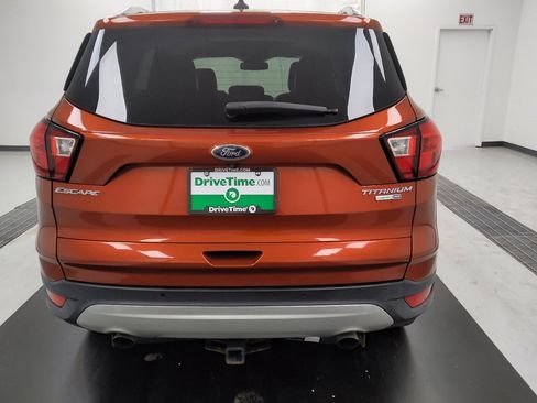 Used 2019 Ford Escape Titanium AWD/4WD image 7