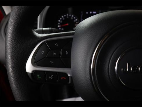 Used 2020 Jeep Renegade Sport image 19