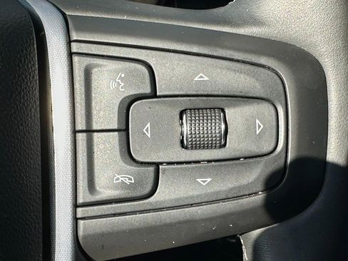 Used 2025 GMC Sierra 1500 SLT image 20