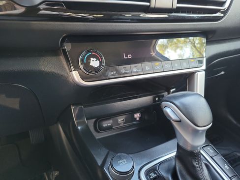 Certified 2023 Kia Seltos SX AWD/4WD image 20