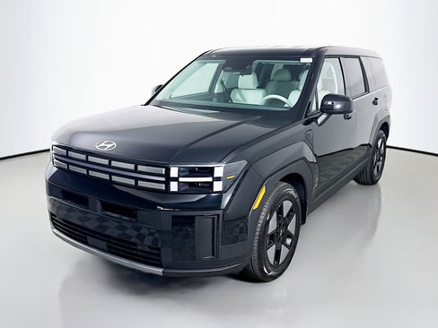 Used 2026 Hyundai Santa Fe SE image 4