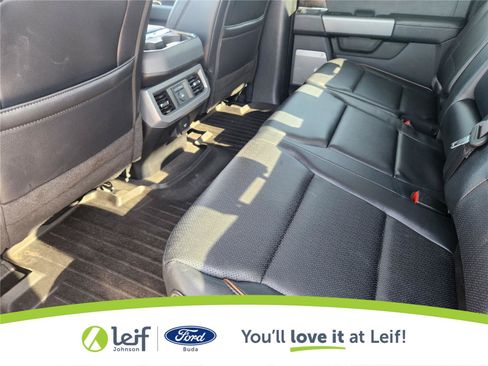 Used 2025 Ford F350 Lariat w/ Lariat Ultimate Package AWD/4WD image 32