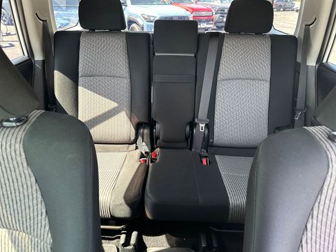 Used 2018 Toyota 4Runner SR5 AWD/4WD image 24