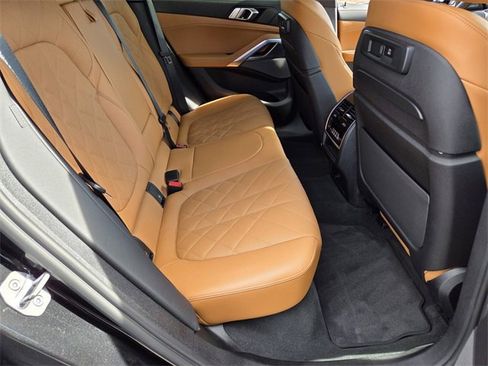 Used 2023 BMW X6 xDrive40i w/ Executive Package image 14