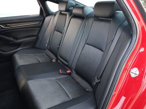 Used 2019 Honda Accord Sport image 19