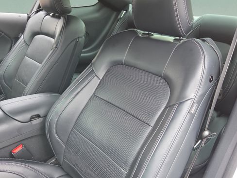 Used 2024 Ford Mustang GT Premium image 12