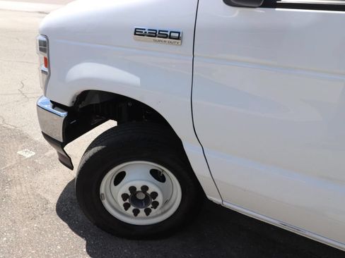 Certified 2024 Ford E-350 and Econoline 350 Super Duty w/ Power Windows & Locks Group RWD image 4