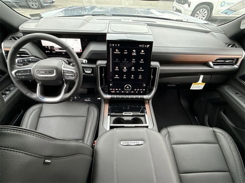 New 2026 GMC Yukon Denali w/ Sun & Power Step Package image 23