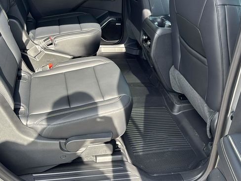 New 2026 GMC Acadia Elevation w/ Elevation Premium Package FWD image 20