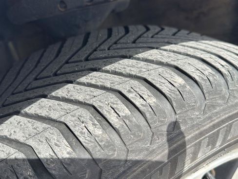 Used 2017 Subaru Outback 3.6R Limited w/ Popular Package #5 image 5