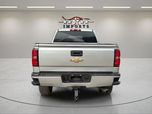 Used 2015 Chevrolet Silverado 2500 LT w/ LT Convenience Package AWD/4WD image 4