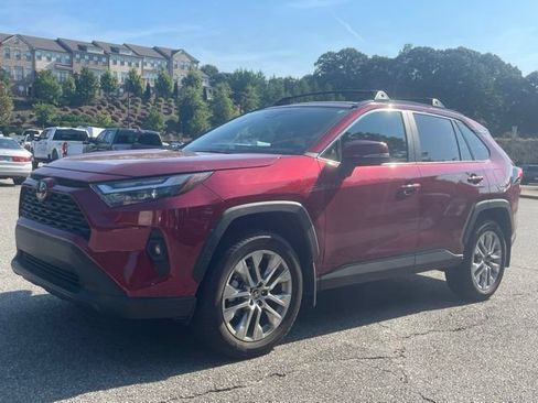 Used 2025 Toyota RAV4 XLE Premium w/ Weather Package AWD/4WD image 1