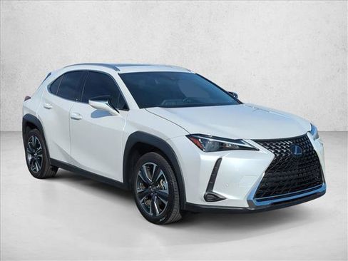 Used 2024 Lexus UX 250h FWD image 3