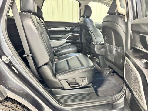 Used 2020 Kia Telluride S FWD image 24