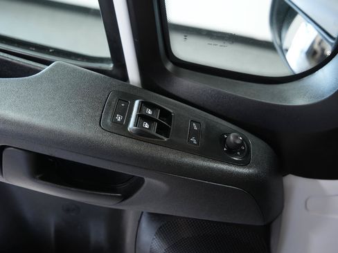 Used 2025 RAM ProMaster 2500 w/ Convenience Group FWD image 27
