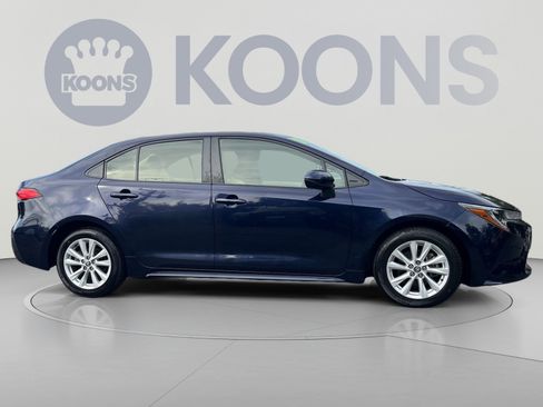 Used 2024 Toyota Corolla LE FWD image 10