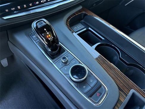 Used 2021 Cadillac Escalade Premium Luxury w/ Driver Assist Tech Package image 22