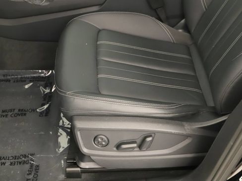 Certified 2023 Audi Q5 2.0T Premium Plus w/ Premium Plus Package AWD/4WD image 25