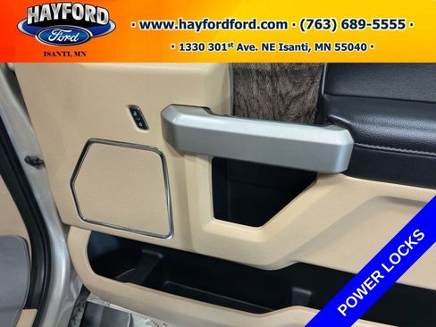 Used 2017 Ford F250 Lariat w/ Lariat Value Package AWD/4WD image 16
