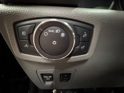 Used 2018 Ford F150 XLT w/ Equipment Group 302A Luxury image 22