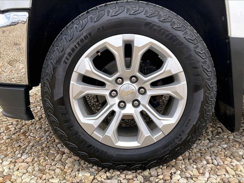 Used 2017 Chevrolet Silverado 1500 LS image 16