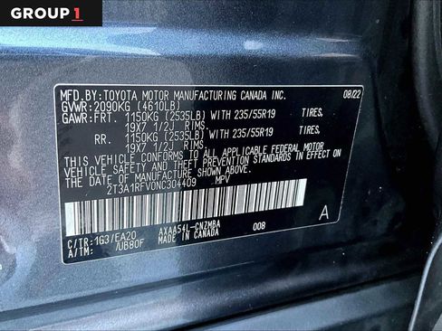 Certified 2022 Toyota RAV4 XLE Premium AWD/4WD image 37