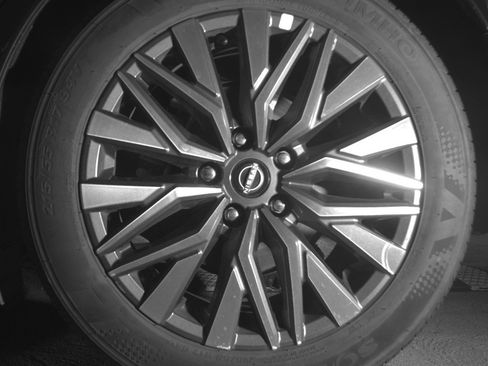 Used 2025 Nissan Altima 2.5 SV image 14