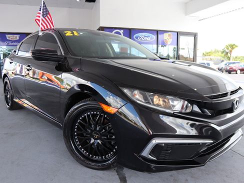 Used 2021 Honda Civic LX image 2