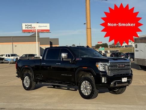 Used 2023 GMC Sierra 3500 Denali image 3