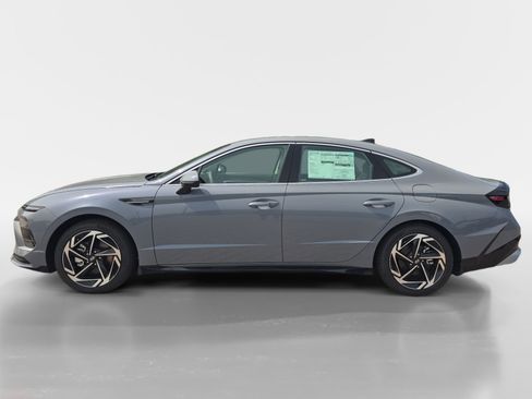 New 2026 Hyundai Sonata SEL FWD image 6