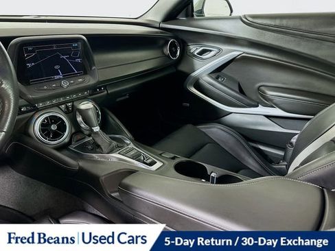 Used 2017 Chevrolet Camaro SS RWD image 30