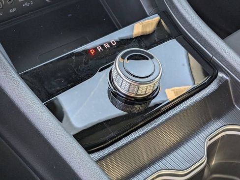 New 2026 Jeep Grand Cherokee L Laredo image 18