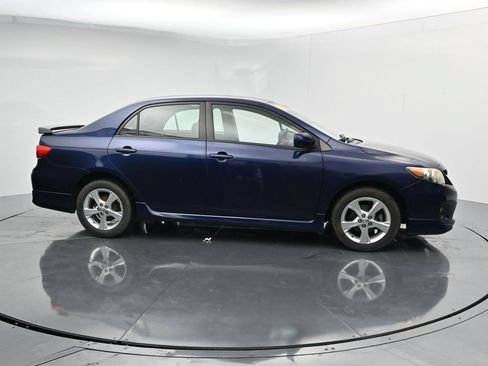 Used 2013 Toyota Corolla S FWD image 9