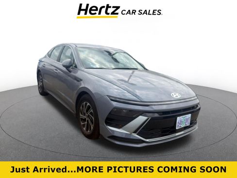 Used 2026 Hyundai Sonata Blue FWD image 1