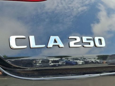 Used 2025 Mercedes-Benz CLA 250 image 31