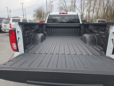 Used 2025 GMC Sierra 1500 Pro w/ Pro Value Package image 15
