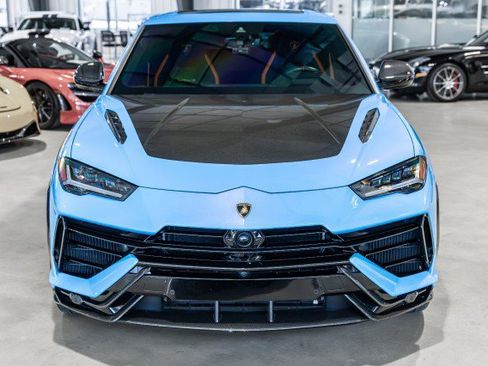 Used 2024 Lamborghini Urus Performante AWD/4WD image 9