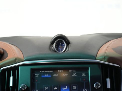 Used 2015 Maserati Ghibli S Q4 AWD/4WD image 40