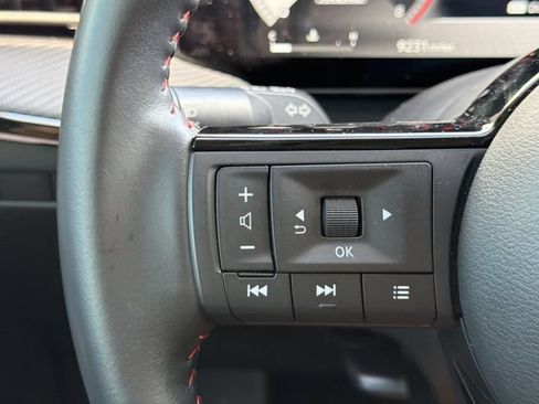 Used 2025 Nissan Kicks SR FWD image 24