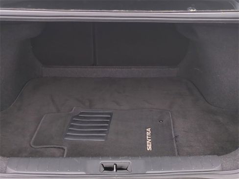 Used 2024 Nissan Sentra SV image 32
