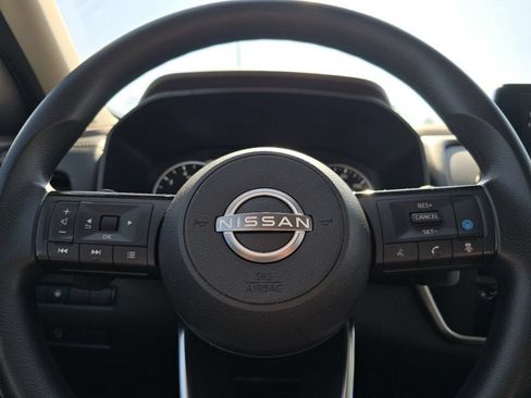 Used 2023 Nissan Rogue SV AWD/4WD image 24