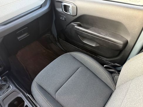 Used 2024 Jeep Wrangler Sport S image 15