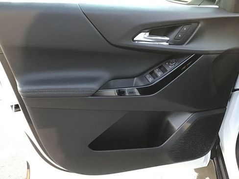 New 2026 Chevrolet Equinox LT image 14