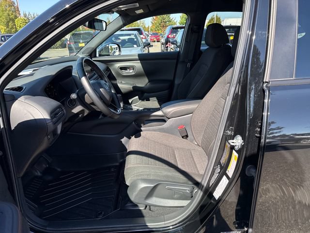 Used 2025 Honda HR-V Sport image 15